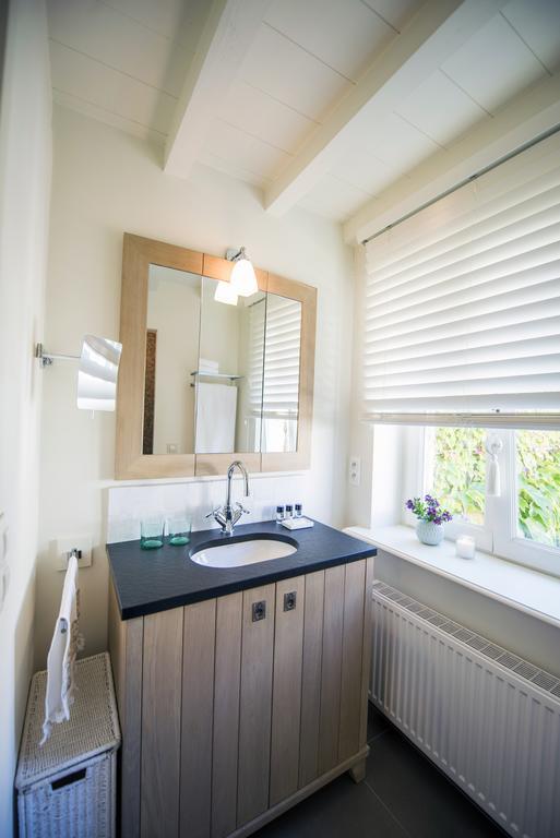 The Herring'S Residence - Stylish Private Cottage With Breakfast In Historic Center - Adults-Only Brujas Exterior foto