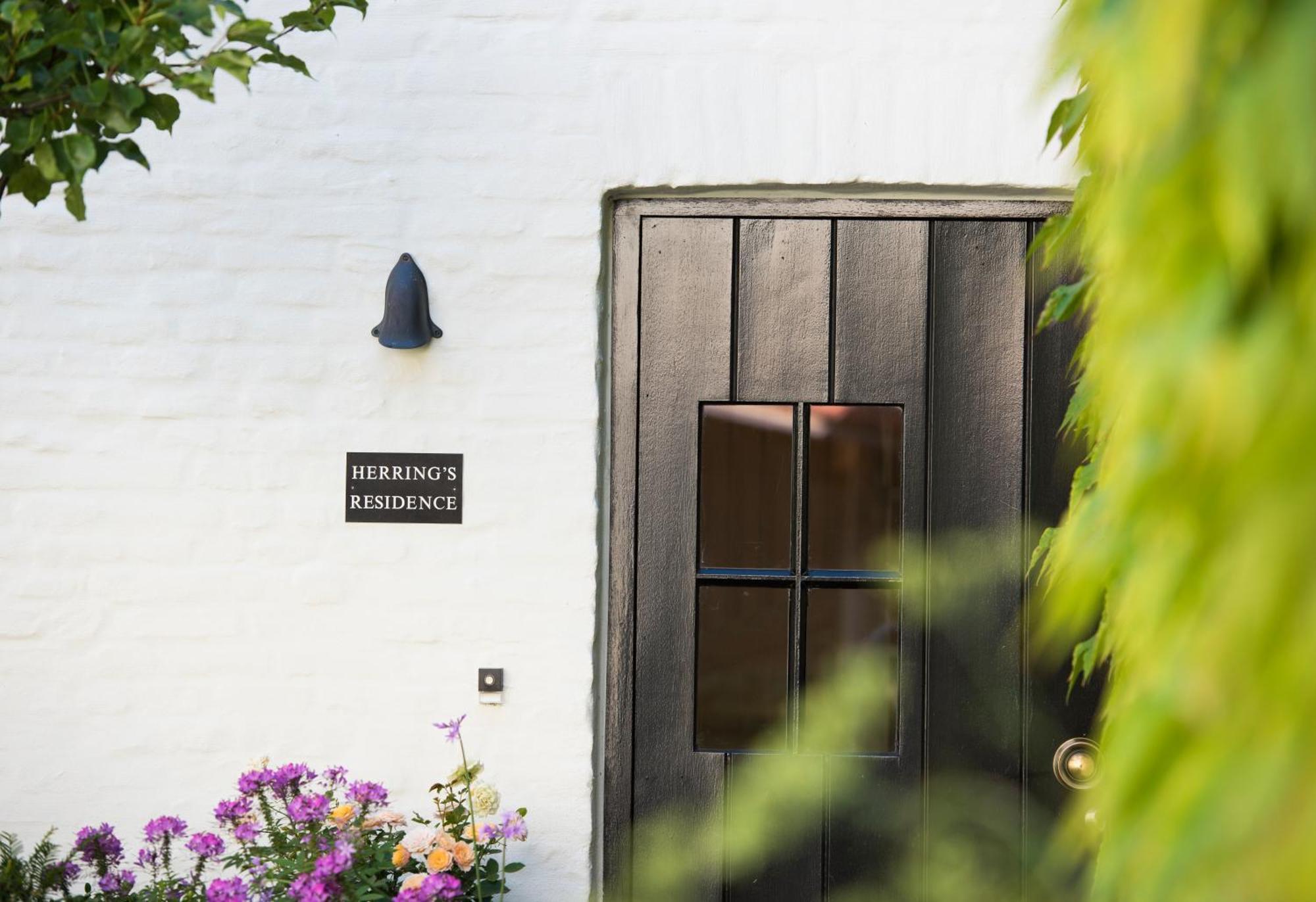 The Herring'S Residence - Stylish Private Cottage With Breakfast In Historic Center - Adults-Only Brujas Exterior foto